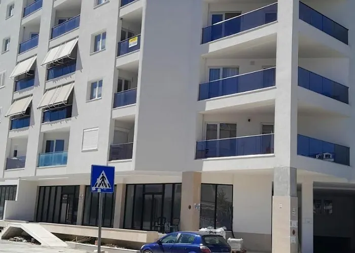 Mucaj Διαμέρισμα